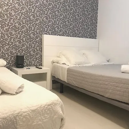 هوستال إيسترالا 2* مدريد