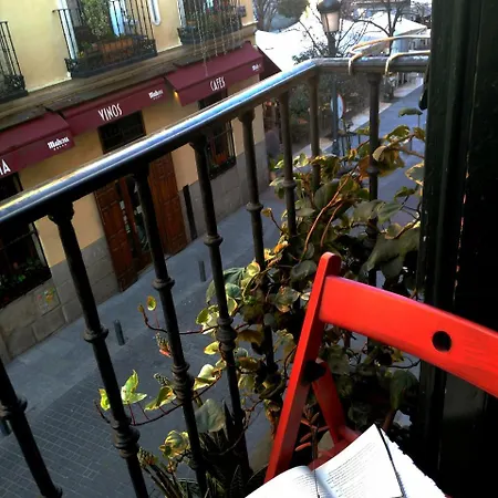 Bruna Paseo Del Prado Guest house