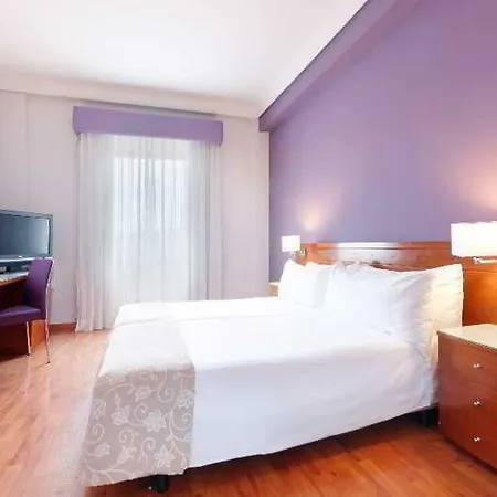 Centro, Affiliated By Melia Otel 3*
