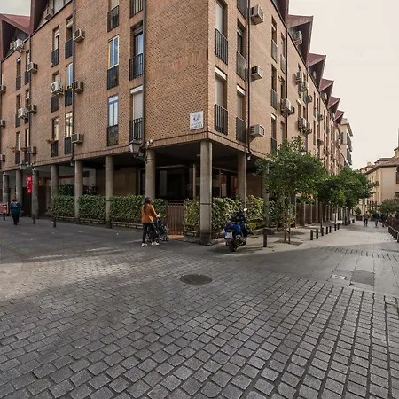 Apartment Mercado San Miguel Com1 *