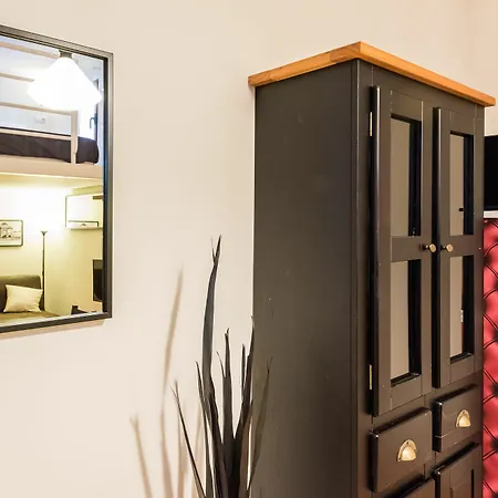 - La Latina Palacio Apartment *