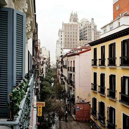 Fuencarral Lara Center