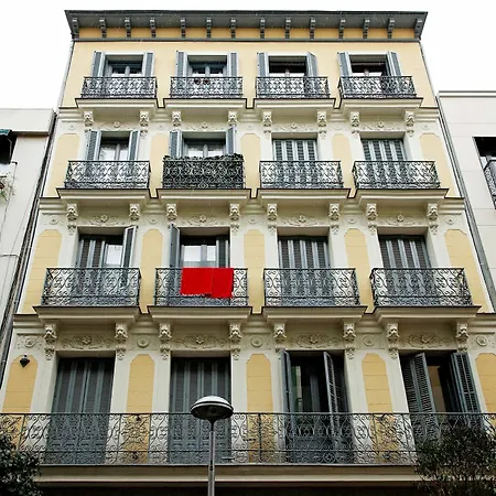 Fuencarral Lara Center * Madrid