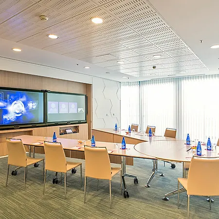 Hotell Radisson Blu Hotel, Prado 4*