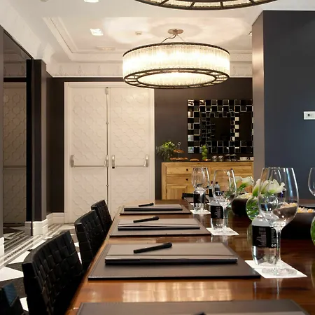 Hotel Unico Madrid, Small Luxury 5*