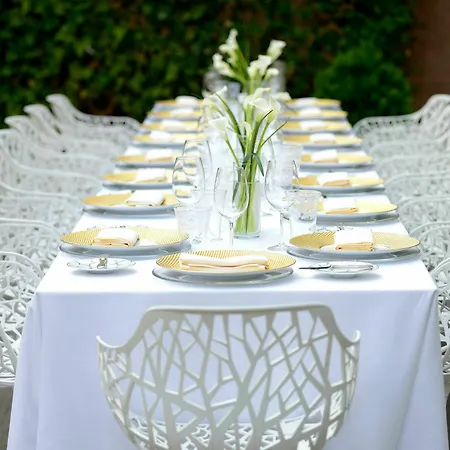 Unico Madrid, Small Luxury 5*