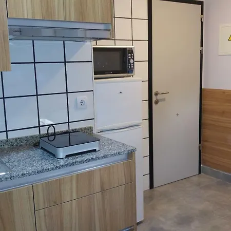 Aparthotel Usera 2*