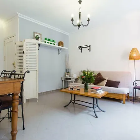 Apartament 아파트