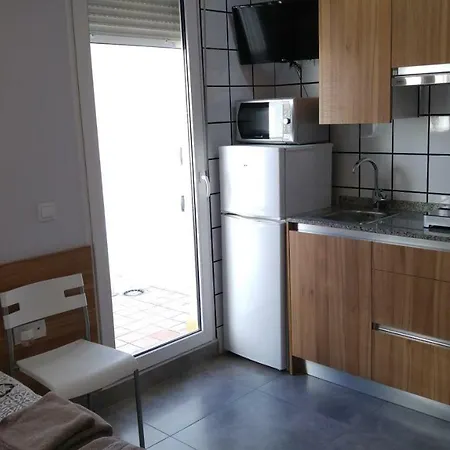 Aparthotel Usera 2*