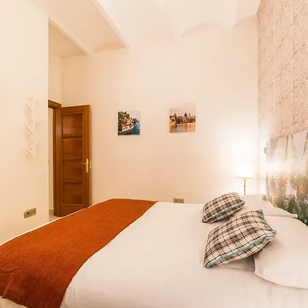El Jardin Del Angel Yolka Apartment Madrid