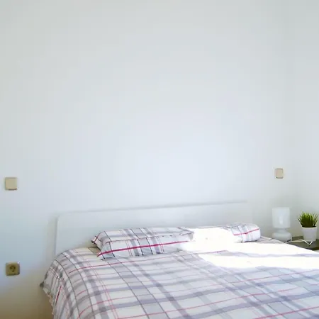 Augusto Figueroa 25 Apartment *