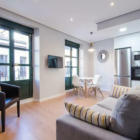 Estudios 8 Apartment
