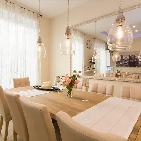 Sol Luxury Suites *