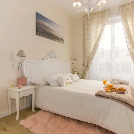 Sol Luxury Suites Apartment *
