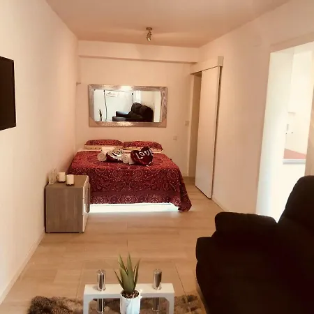 In Sol Apartment *