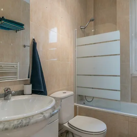 Confortable Piso En Chamberi Madrid