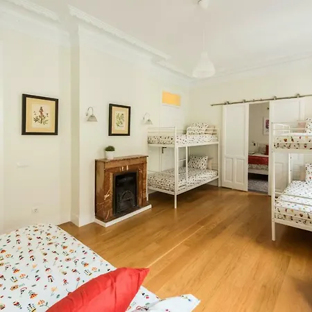 Pez Malasana Apartment *