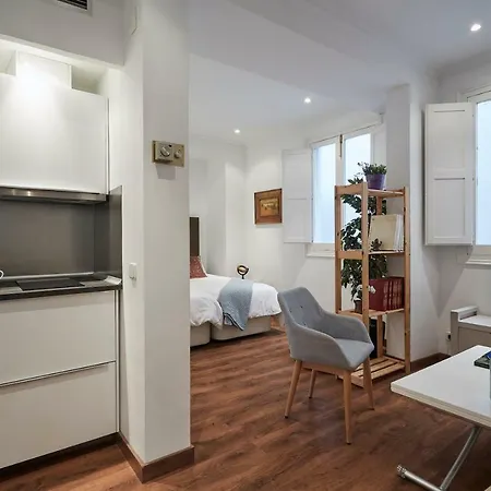 Leeways Iv In Alcala 99 Apartment