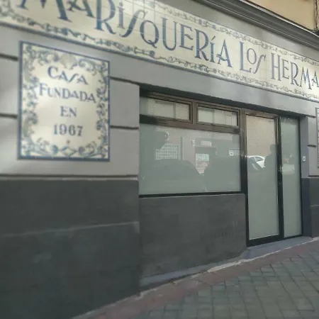 Apartamento Valderribas, Barrio De Retiro, *