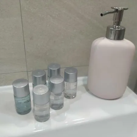 Apartamento Valderribas, Barrio De Retiro, Madrid