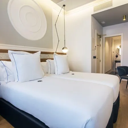 One Shot Fortuny Hotell