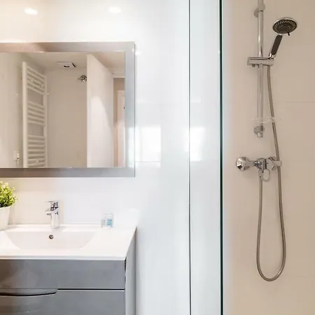 Pyr Select Salamanca Luxury Apartamento *