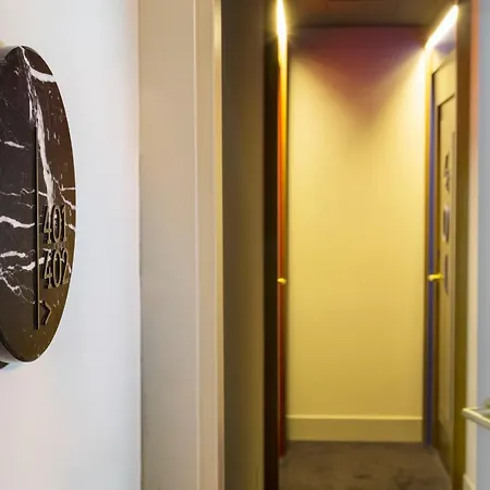 One Shot Fortuny Hotell