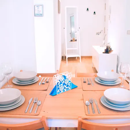 Lollipop Flats Gran Via Sol Apartment *