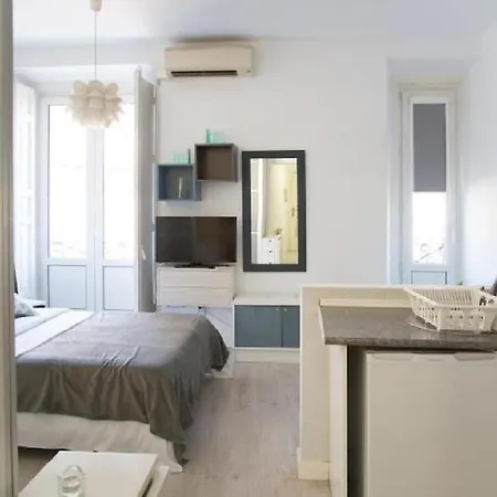 Apartment Un Fascinante Estudio En Centro Madrid
