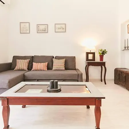 Apartment Original Y Coqueto Apartamento Junto A Plaza Mayor Madrid