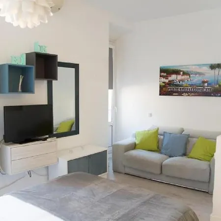 Un Fascinante Estudio En Centro Apartment Madrid