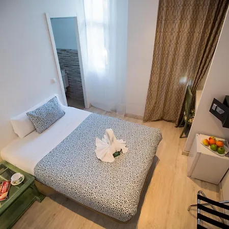 Affittacamere Escala 3*