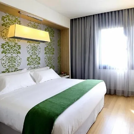 فندق ان اتش برينسيب دي فيرغارا 4*