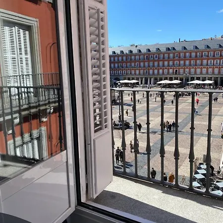 Plaza Mayor Deluxe Madrid