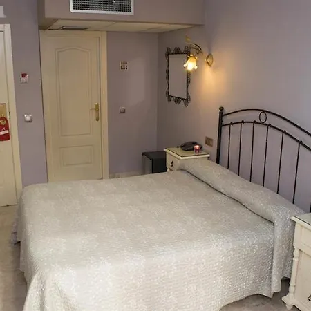 Hotel Caballero Errante 3*
