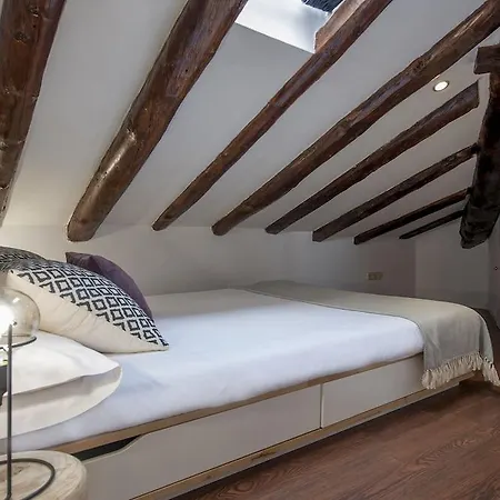 Atico Plaza Mayor Hotel Madrid